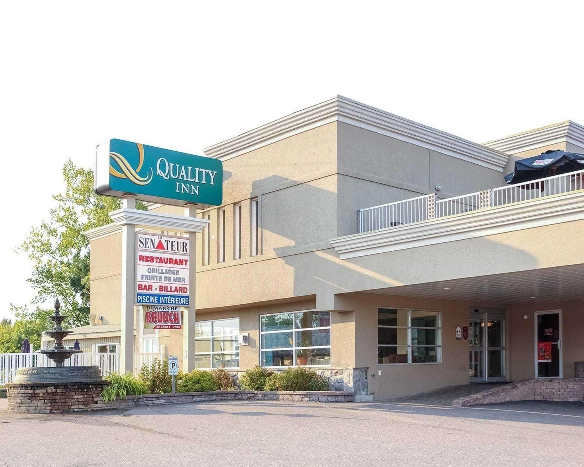 Quality Inn Мон-Лорье Екстер'єр фото