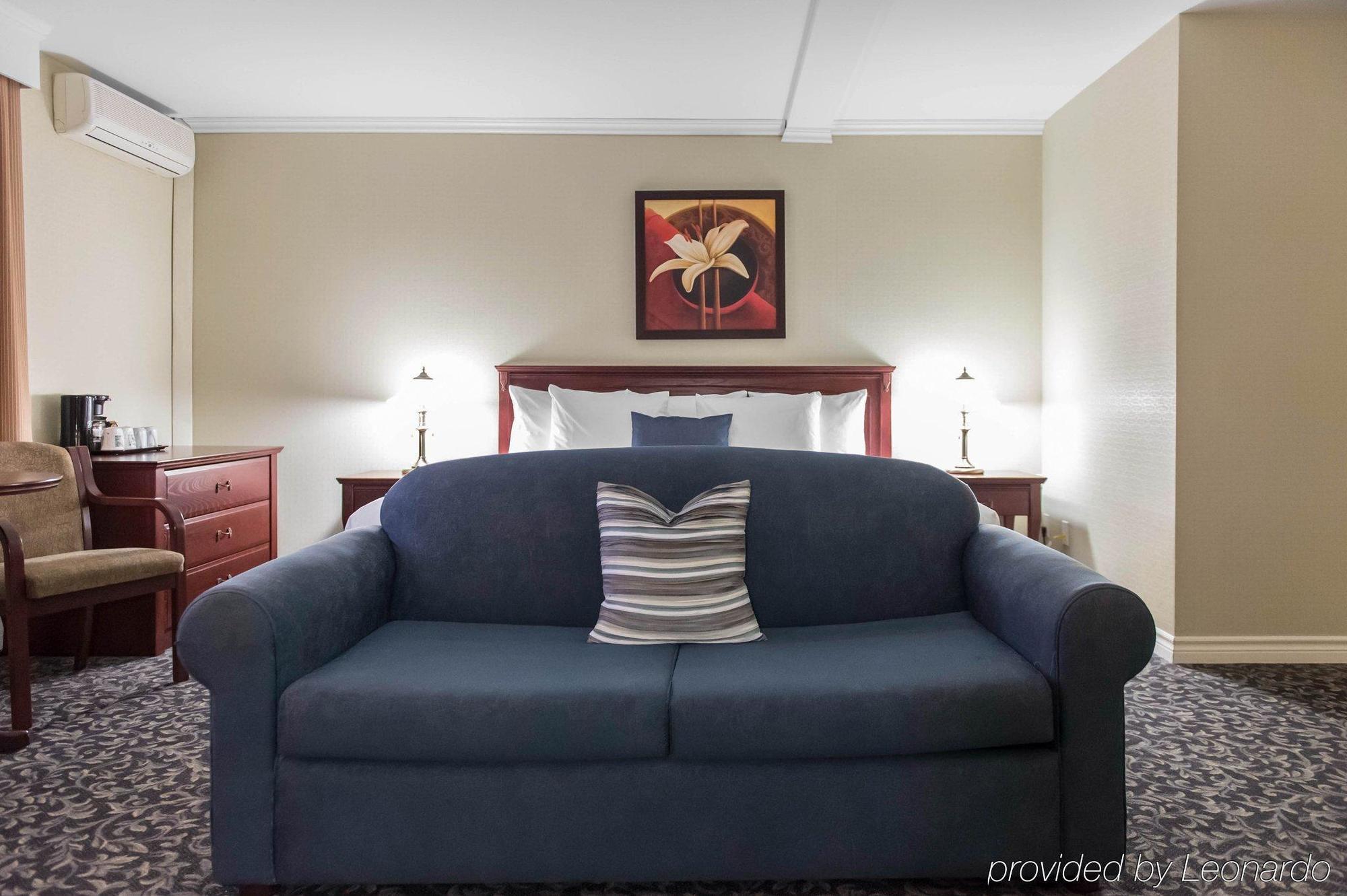 Quality Inn Мон-Лорье Екстер'єр фото