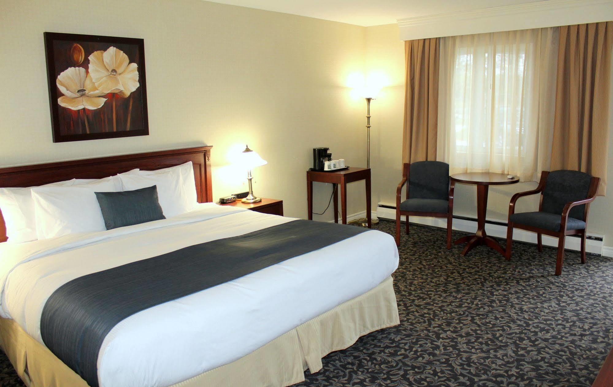 Quality Inn Мон-Лорье Екстер'єр фото