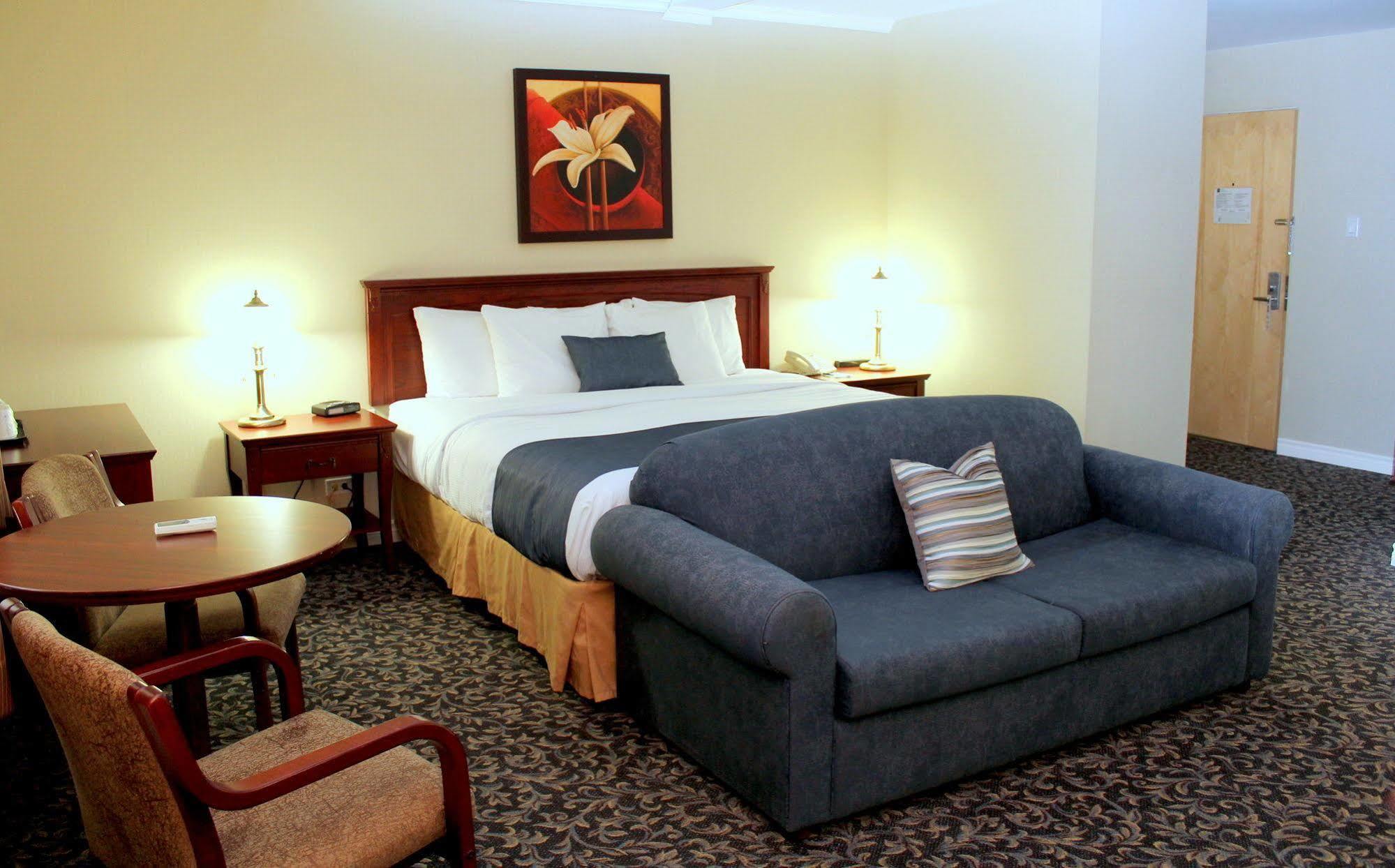Quality Inn Мон-Лорье Екстер'єр фото